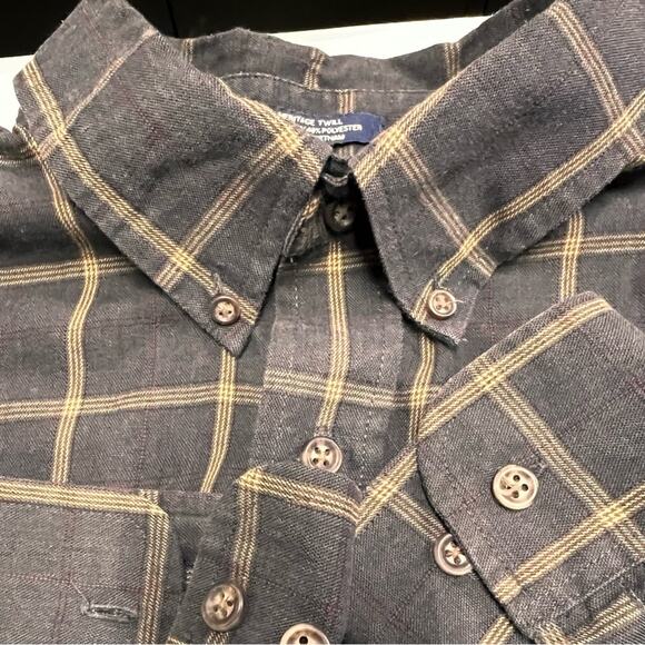 Arrow Men’s long sleeve button down shirt. Brown and tan. Size 16-16 1/2. large - Picture 4 of 10